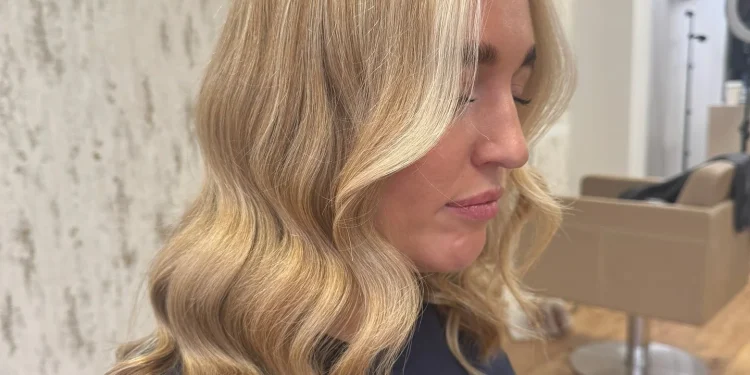 16 honigblonde Haarfarbe für jede Stimmung 2026