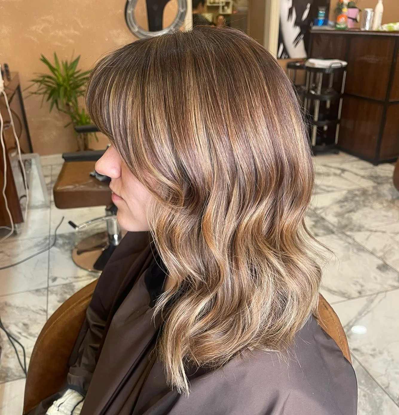 16. Bronzed Caramel Bob (Karamell-Honigblond)