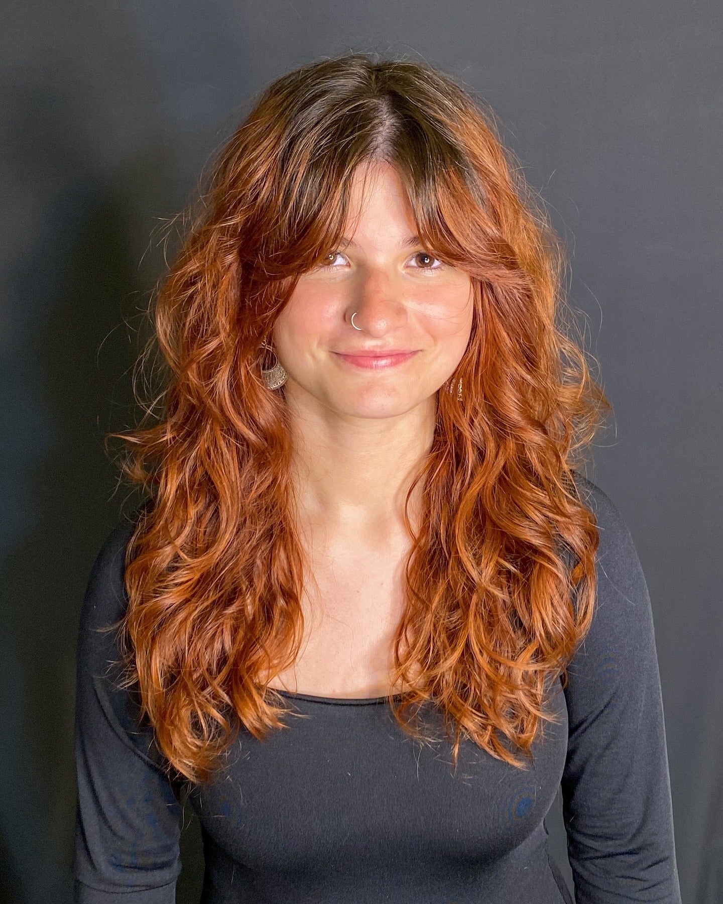 17. Copper Curly Shag mit Vorhangrand (zotteliger Haarschnitt)
