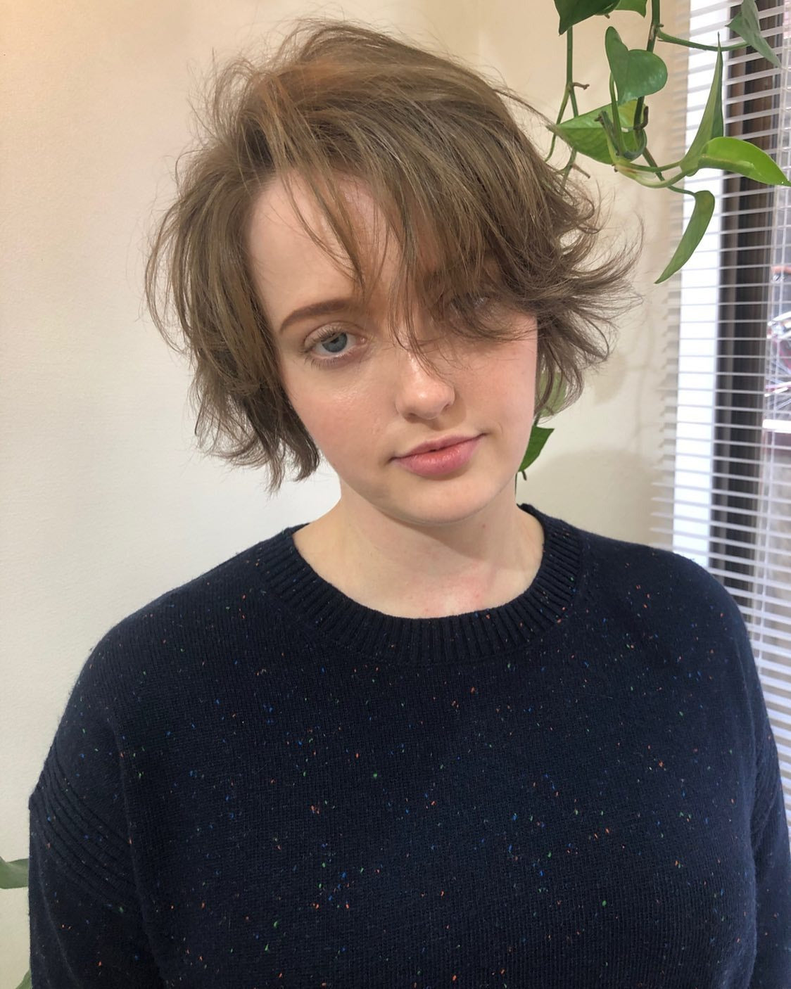 6. Airy Chestnut Short Cut (kurzes, unordentliches Haar für Frauen)