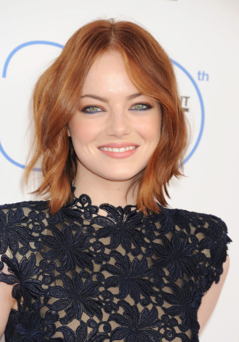 24 atemberaubende mittlere Bob-Frisuren zum Ausprobieren Abgehackt und konisch