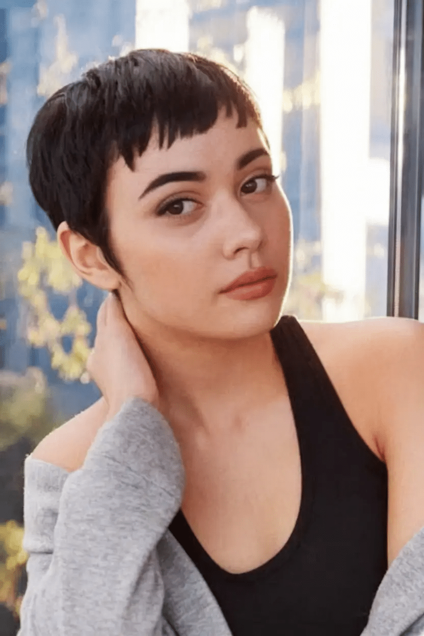 20. Schlanker, französisch inspirierter Mikro-Pixie