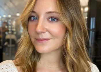 18 Honig-Haarfarben-Looks, nach denen Kunden fragen