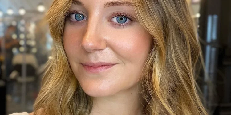 18 Honig-Haarfarben-Looks, nach denen Kunden fragen