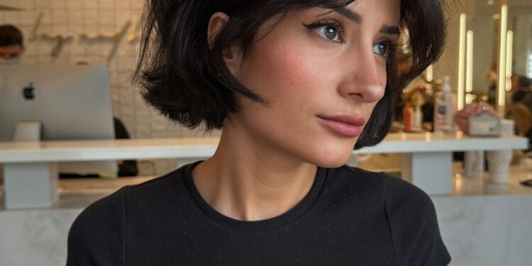 18 coole französische Bob -Haare sieht einfach Sinn aus