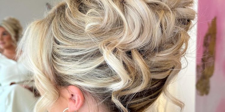 18 schöne Hochsteckfrisur Frisuren für mühelose Glamour