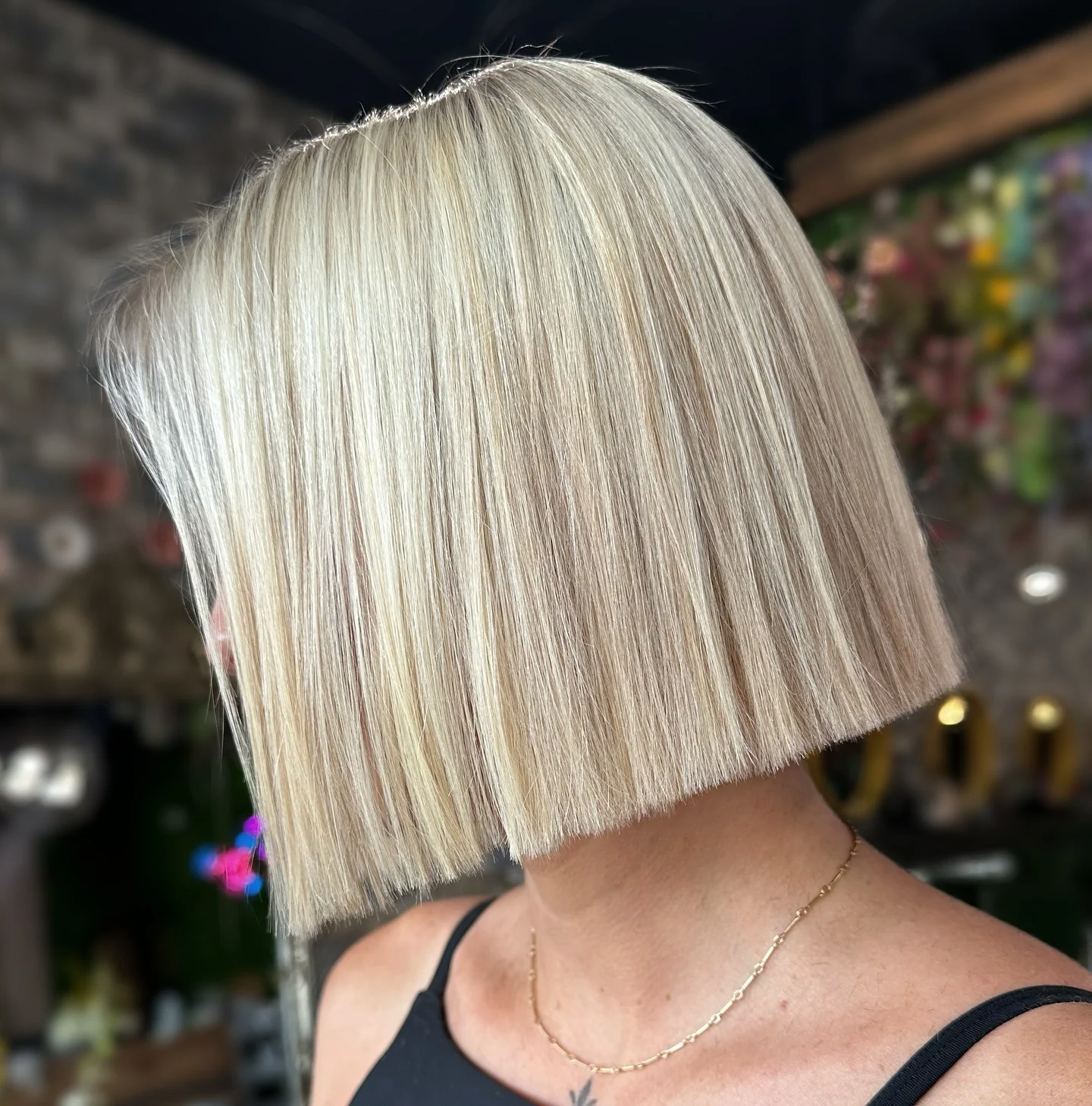 18. Icy Blonde Ultra-Straight Blunt Bob (Blunt Cut Bob)