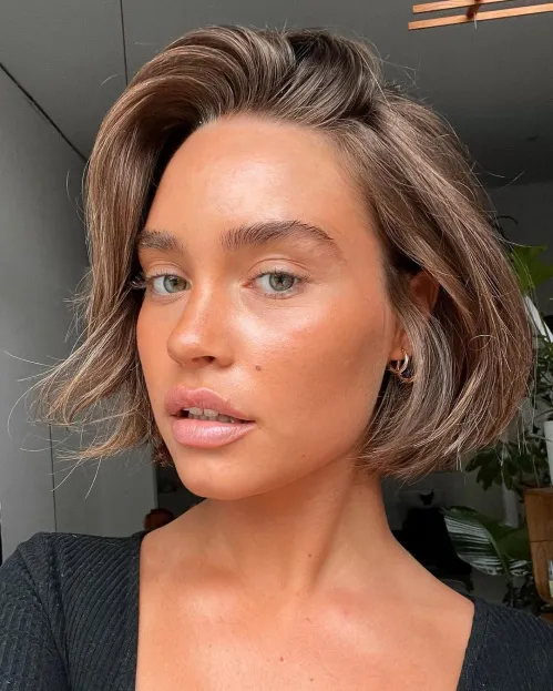 Kinnlanger Wash-and-Go-Bob-Haarschnitt