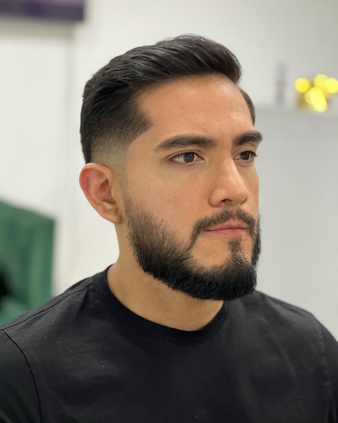 Verblassen Sie für Männer mit länglichen Gesichtern