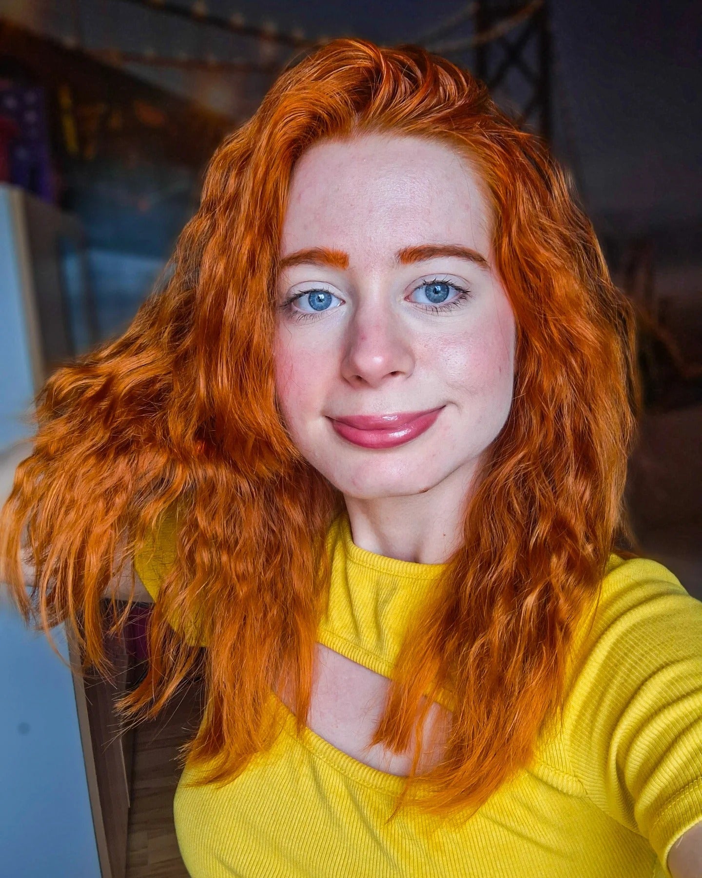 2.. Crimped Ingwer mit weichem Volumen (Ingwer Haarfarbe)