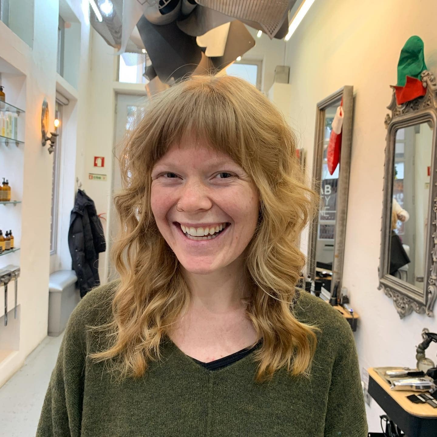 2. Golden Copper Shag mit gewellter Textur (geschichtete Zottelfrisuren)