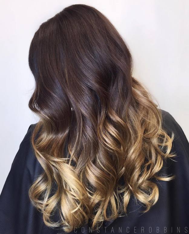 25 Beste Ombre Haarfarbe Ideen für blond, braune, rot und schwarze Haare Braunes Haar mit goldenem blonden Ombre