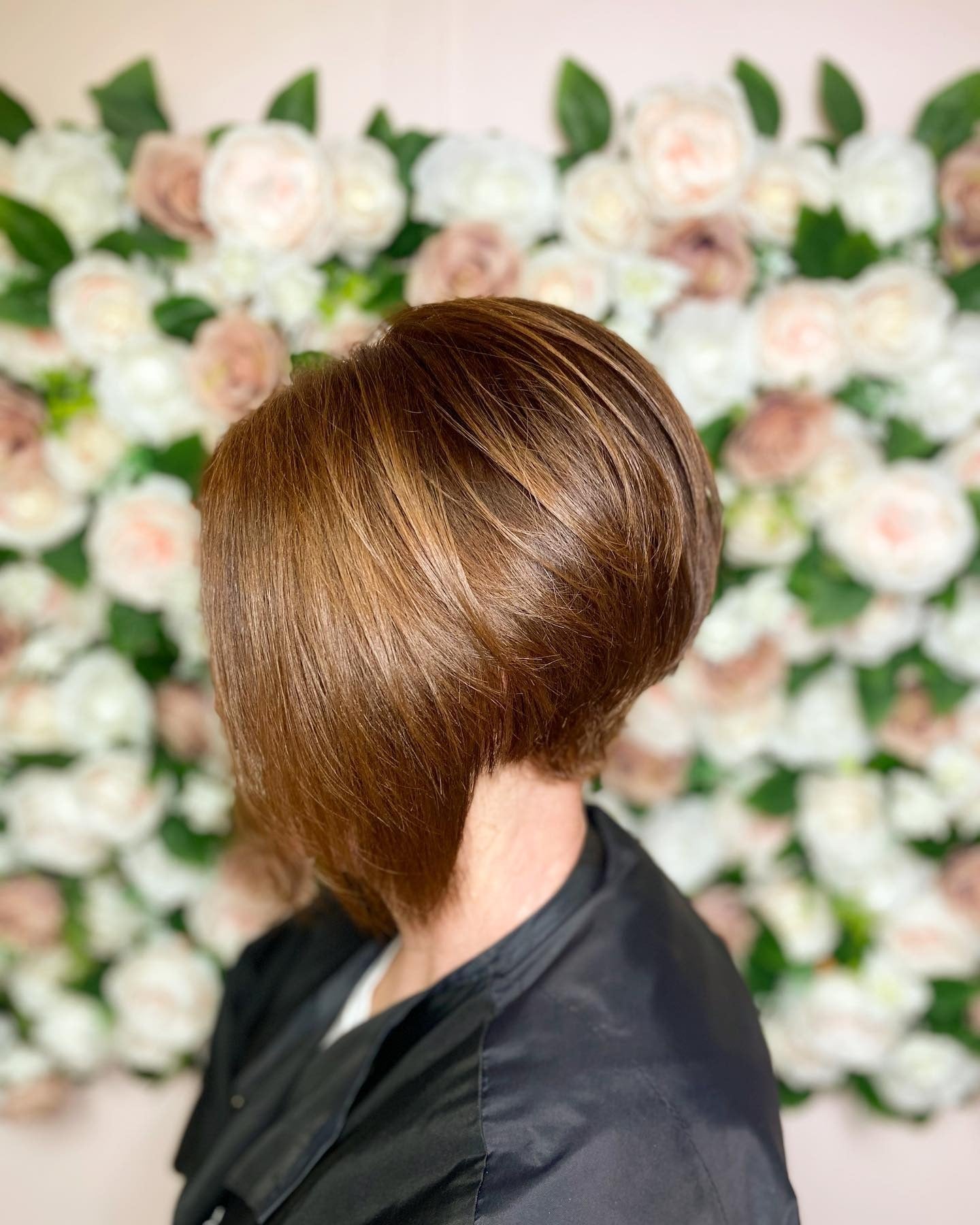 3.. Abgleer Karamellkastanienbob (gestapelte Bob -Haare)