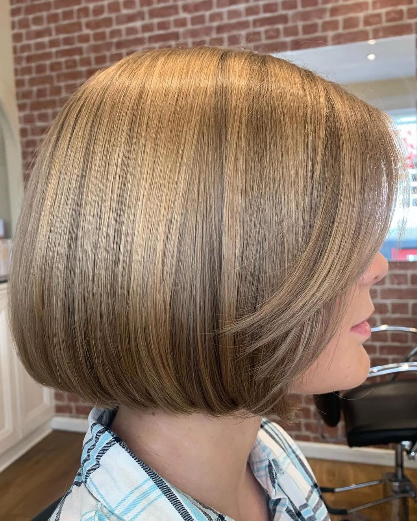 3. Honey Caramel Rounded Bob (klassischer Bob-Schnitt)