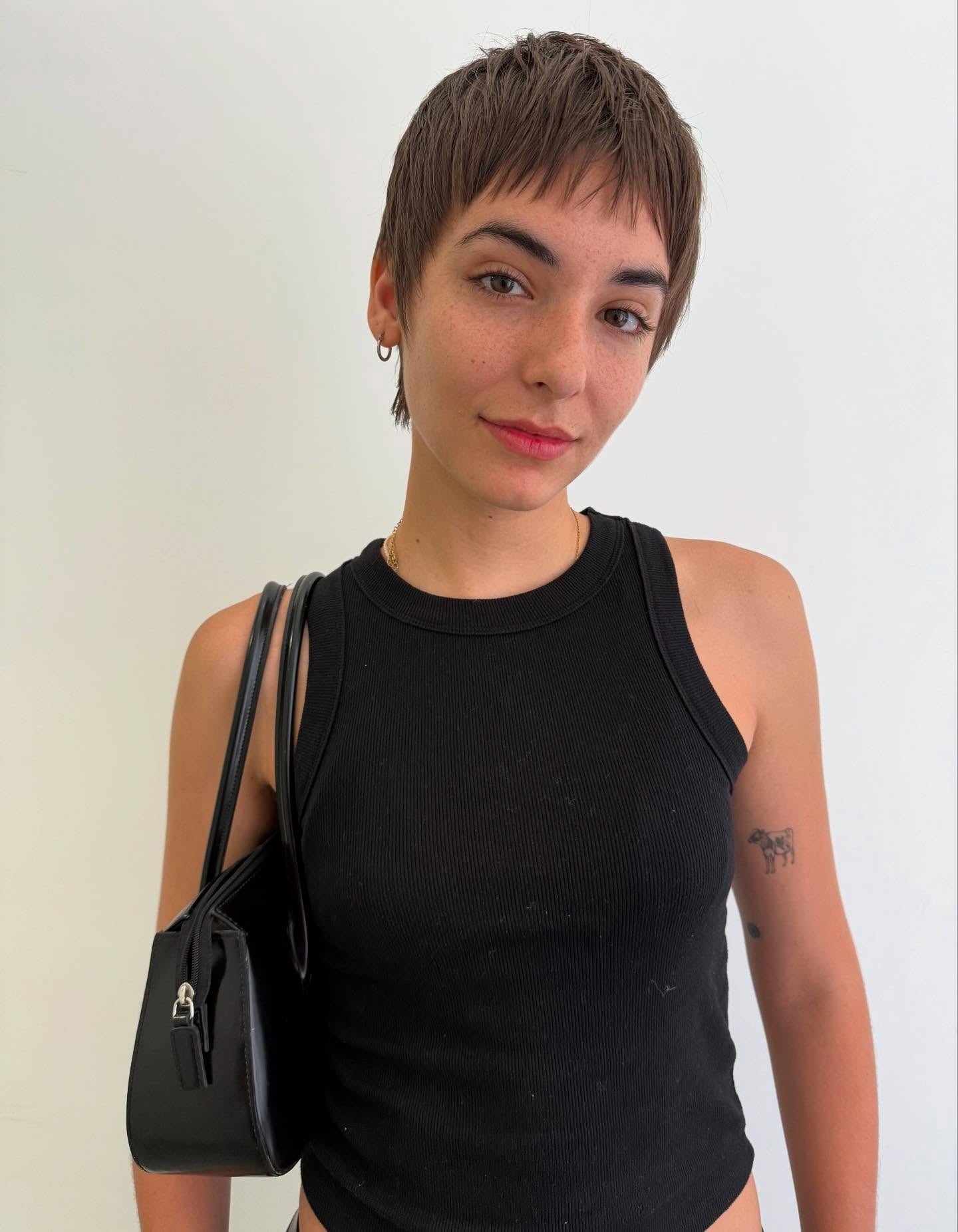 3. Moderner Micro Pixie in Espressobraun (Pixie-Haarschnitte)