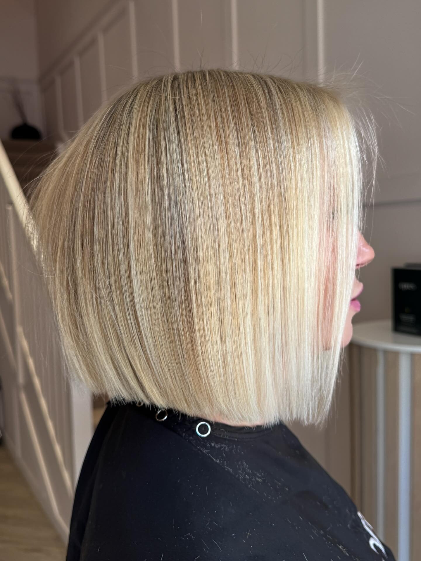 3. Platinum Präzision Bob (stumpfe Bob -Frisuren)