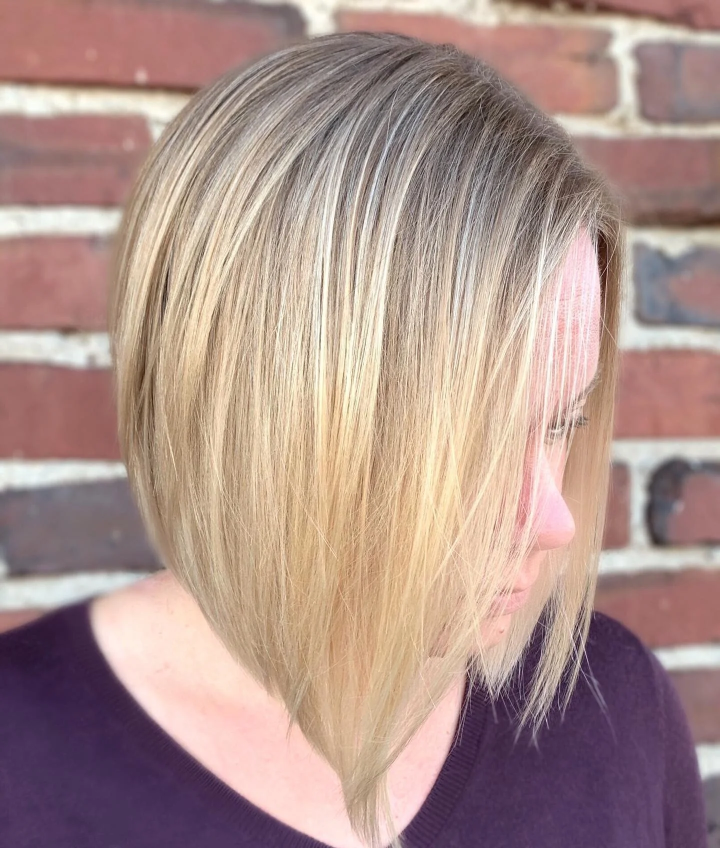 3. Schlanker A-Linien-Bob mit neutralem Blondschmelz (A-Linien-Bob-Haarschnitt)
