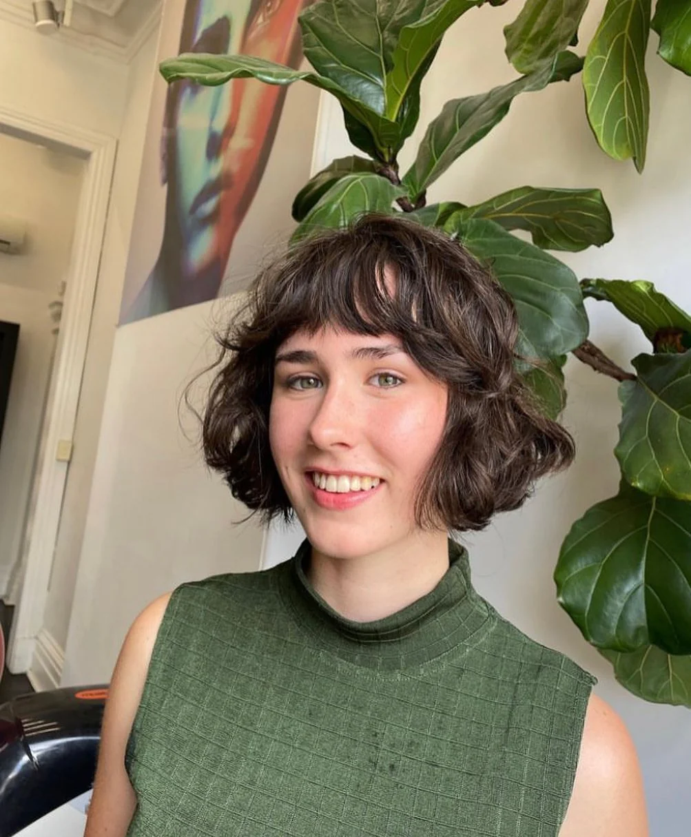 3. Strukturierter French Bob mit Mikrofransen in Deep Brunette (French Bob Hair)