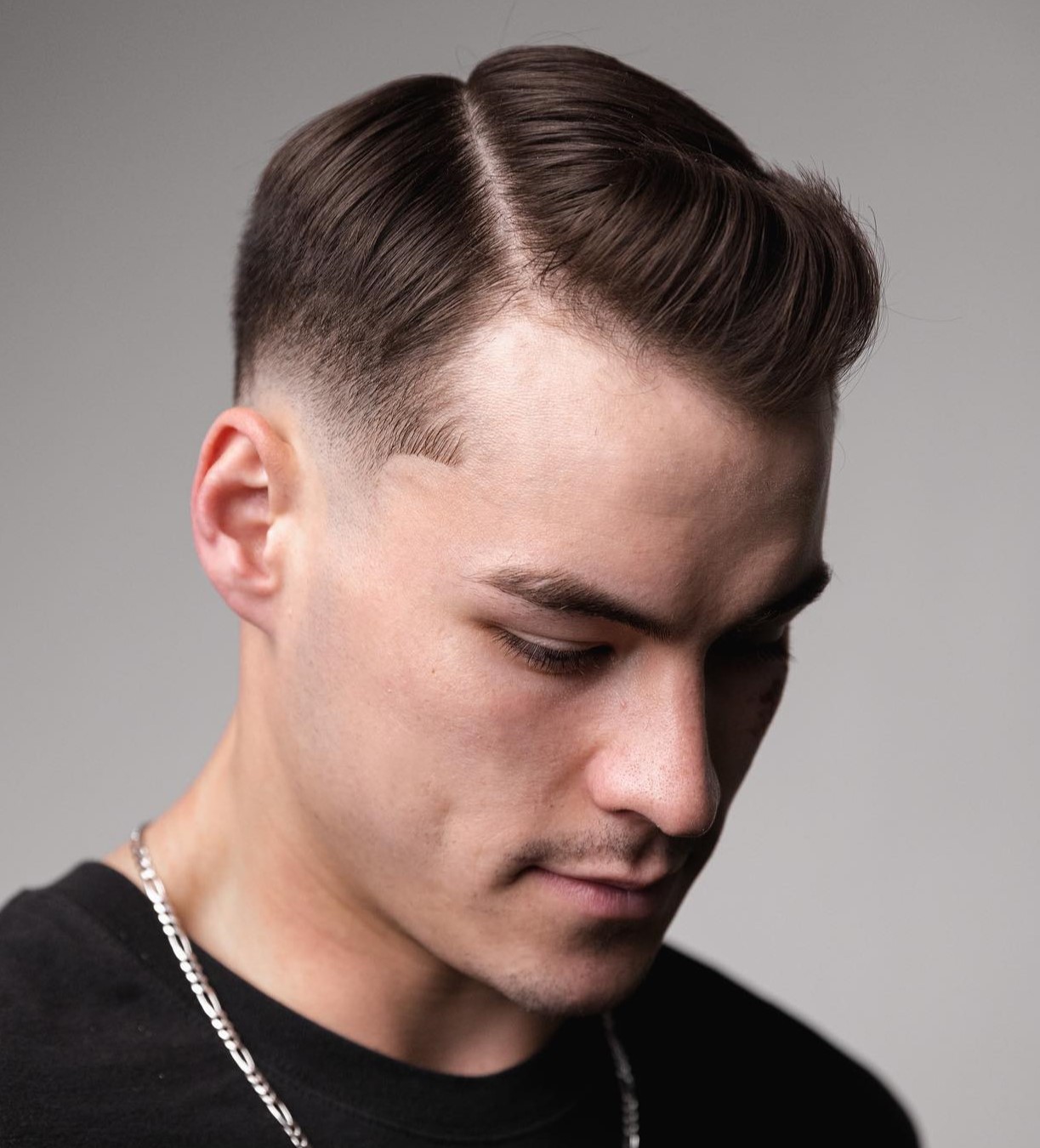 Niedriger, verblassender Kamm vorbei