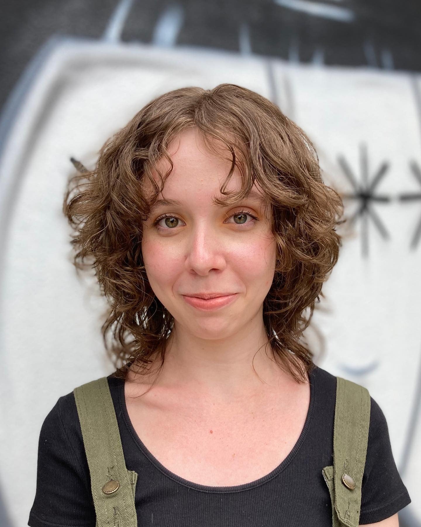 4. Weiche Kastanienschüttel mit sanfter Bewegung (kurze zottelige Haarschnitte)