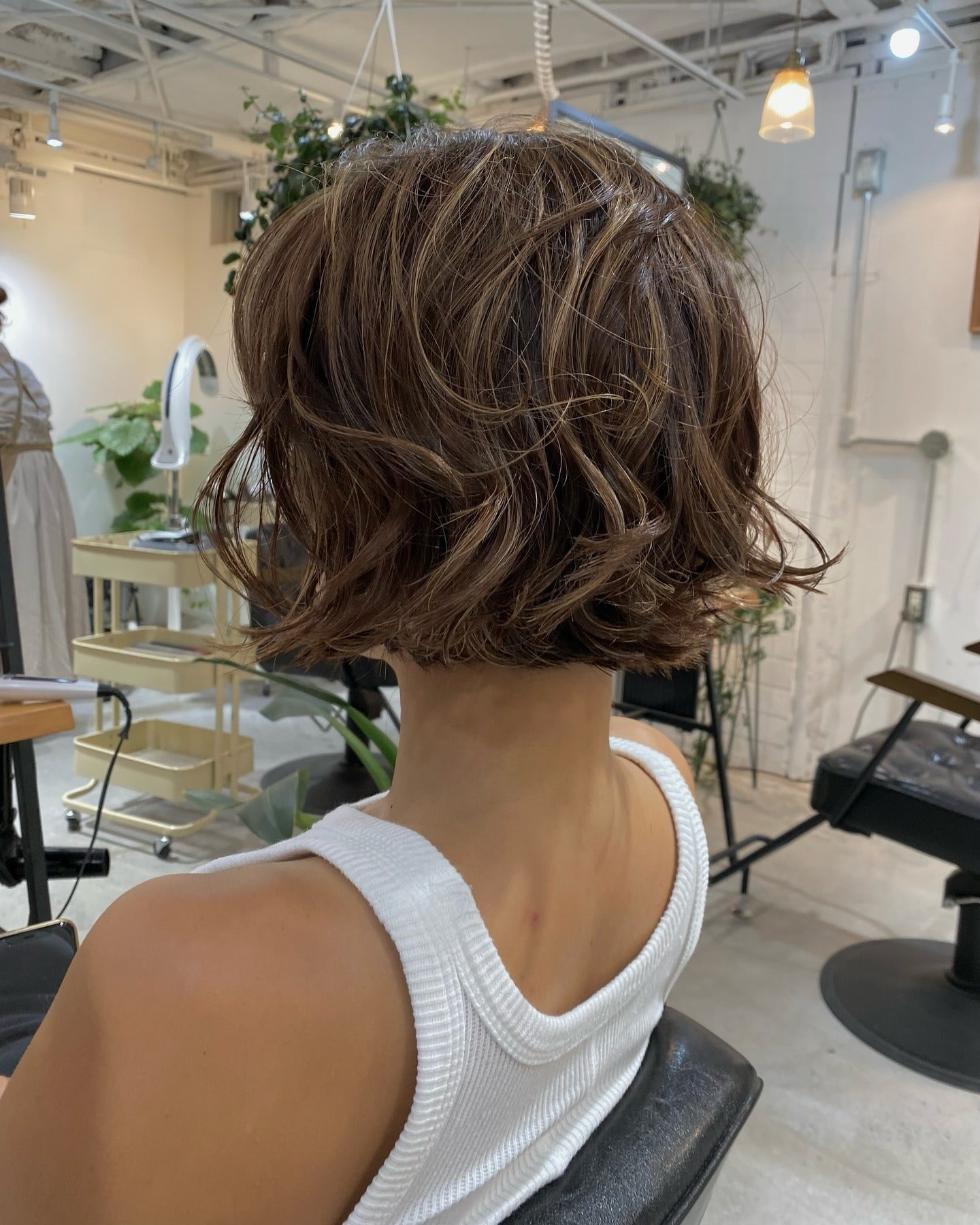 4. Zerzauster Karamell-Bob (ohrlanger Bob)