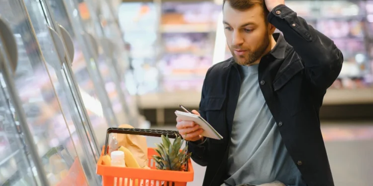 Der Trick der Lebensmittelgeschäfte, der 200 US -Dollar aus Ihrem Budget stiehlt