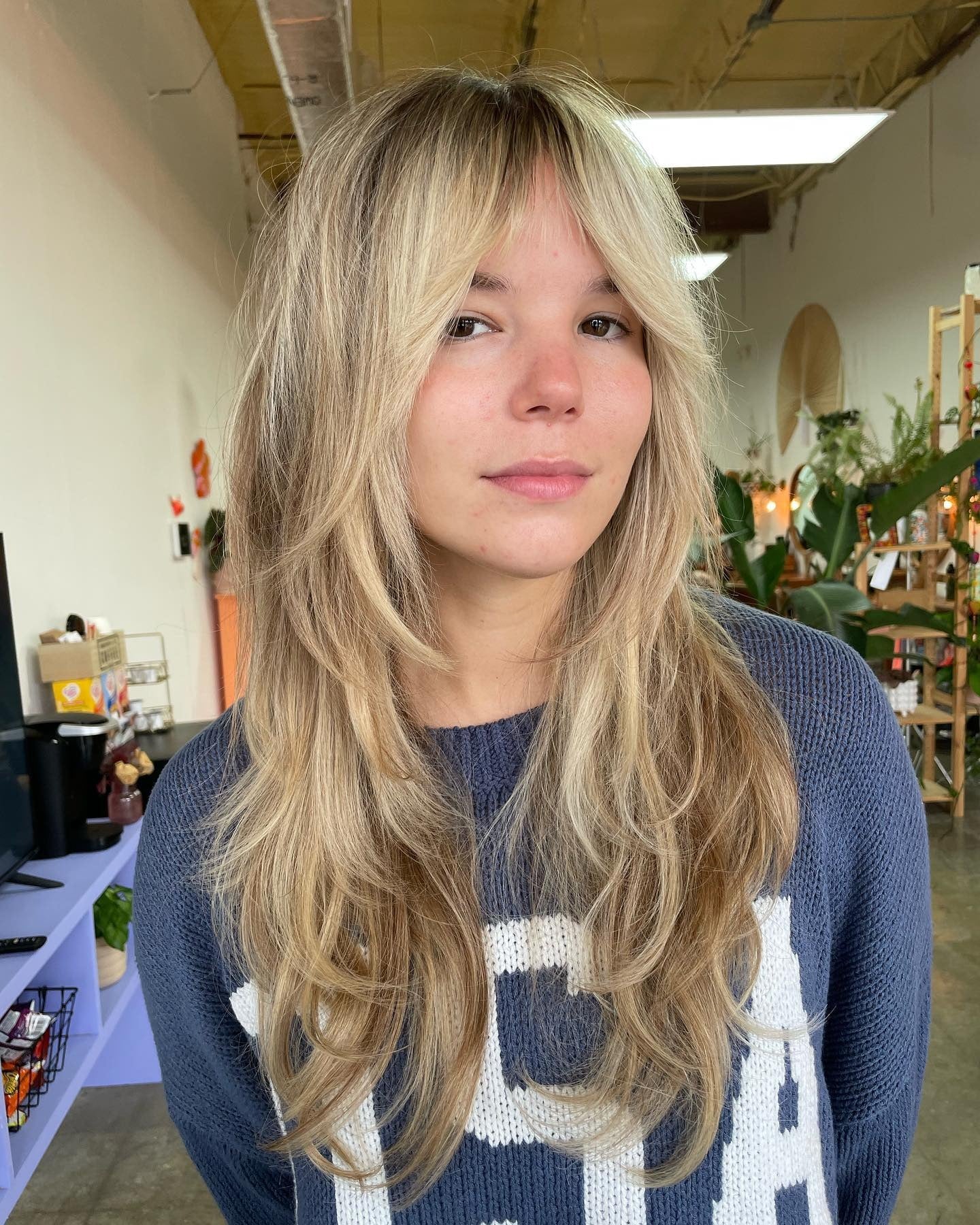 5. Butterblonder langer Zottel mit Vorhangfransen (geschichtete Zottelfrisuren)