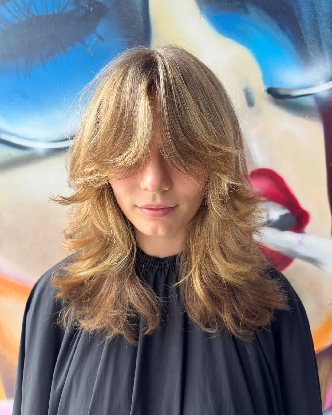 5. Golden Caramel Wolf Cut (Wolfshaarschnitt)