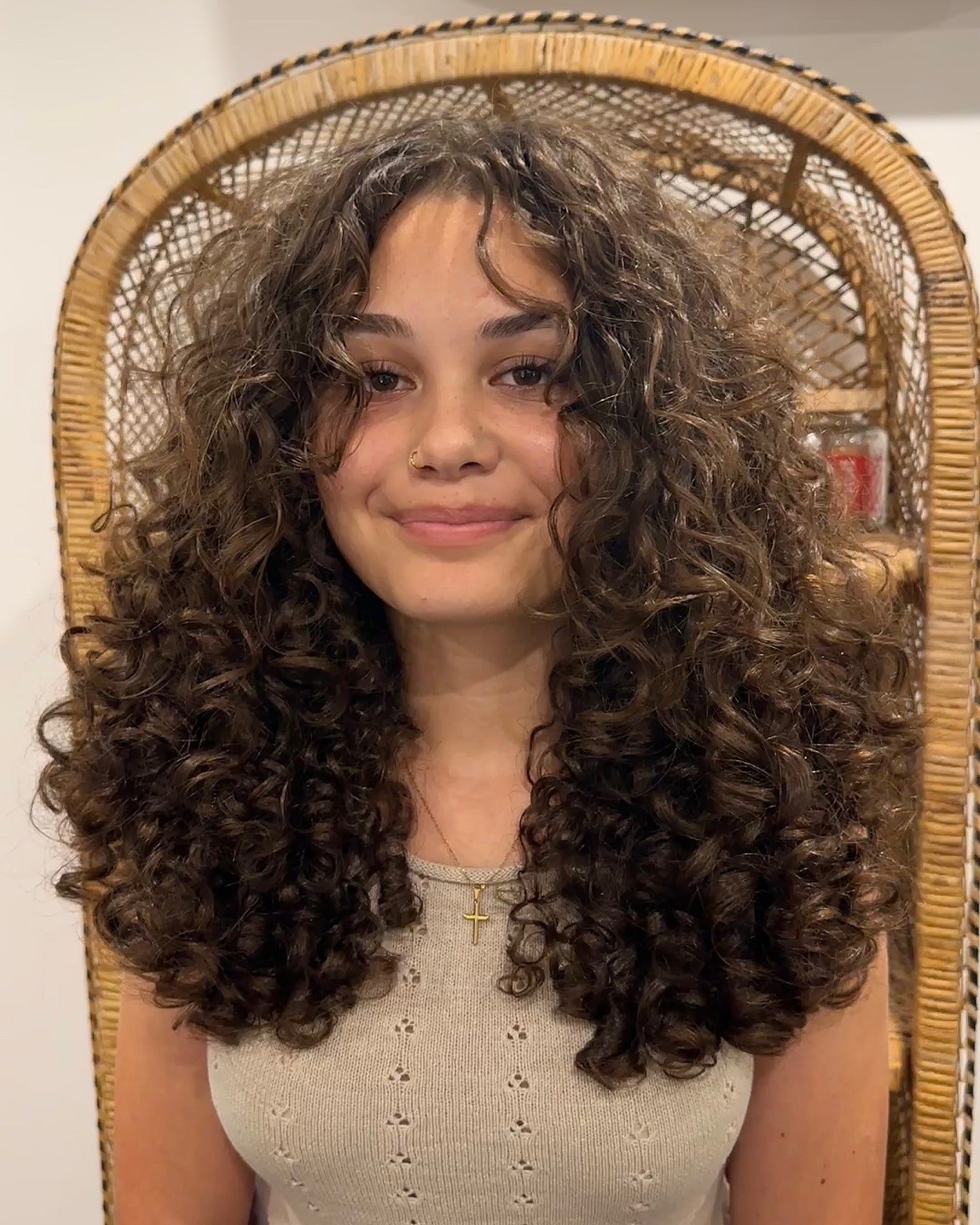 5. Shaggy -Schichten mit Vorhangstichen (geschichtete lockige Frisuren)