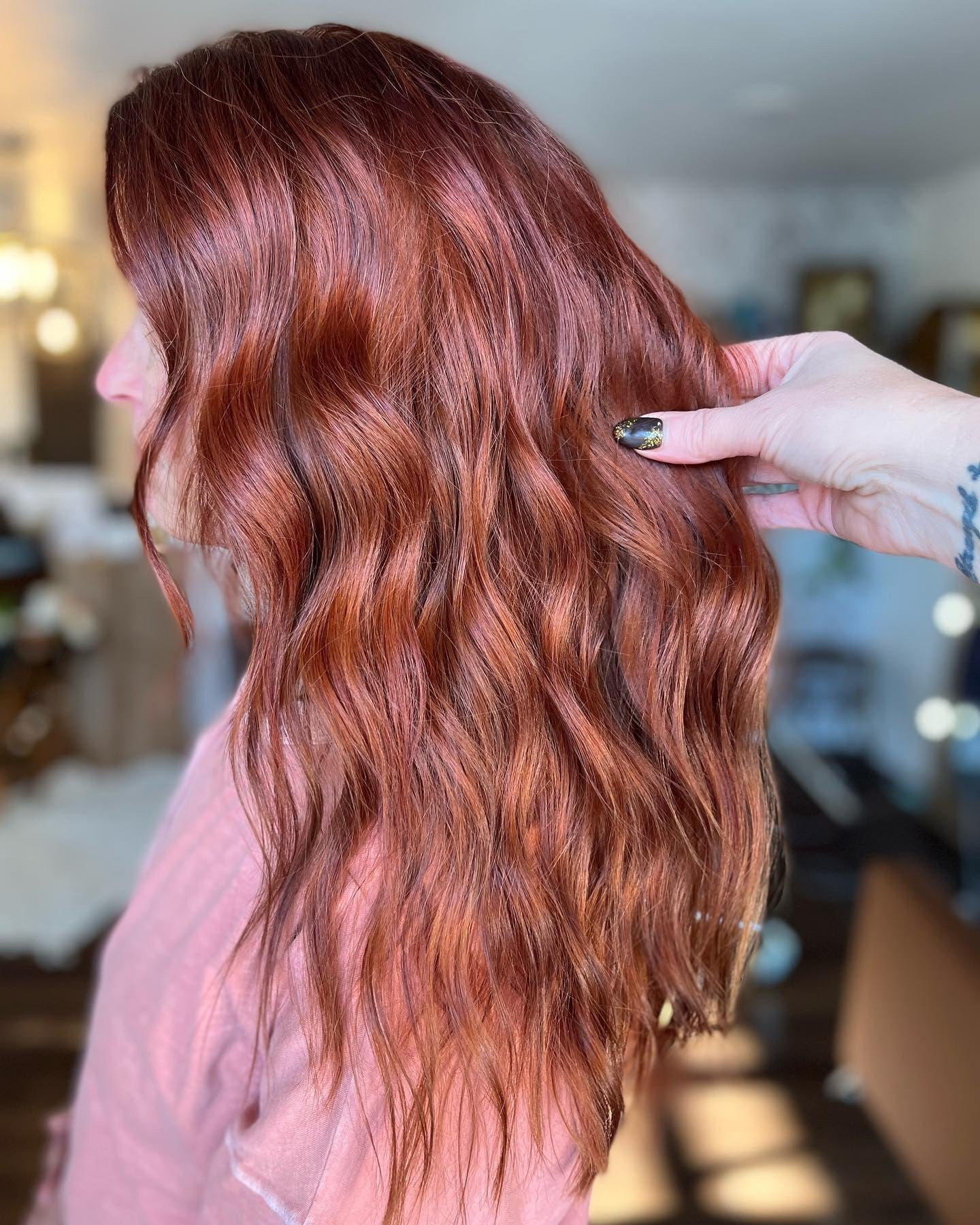 6. Light Auburn Beachy Textur (Auburn Haarfarbe)