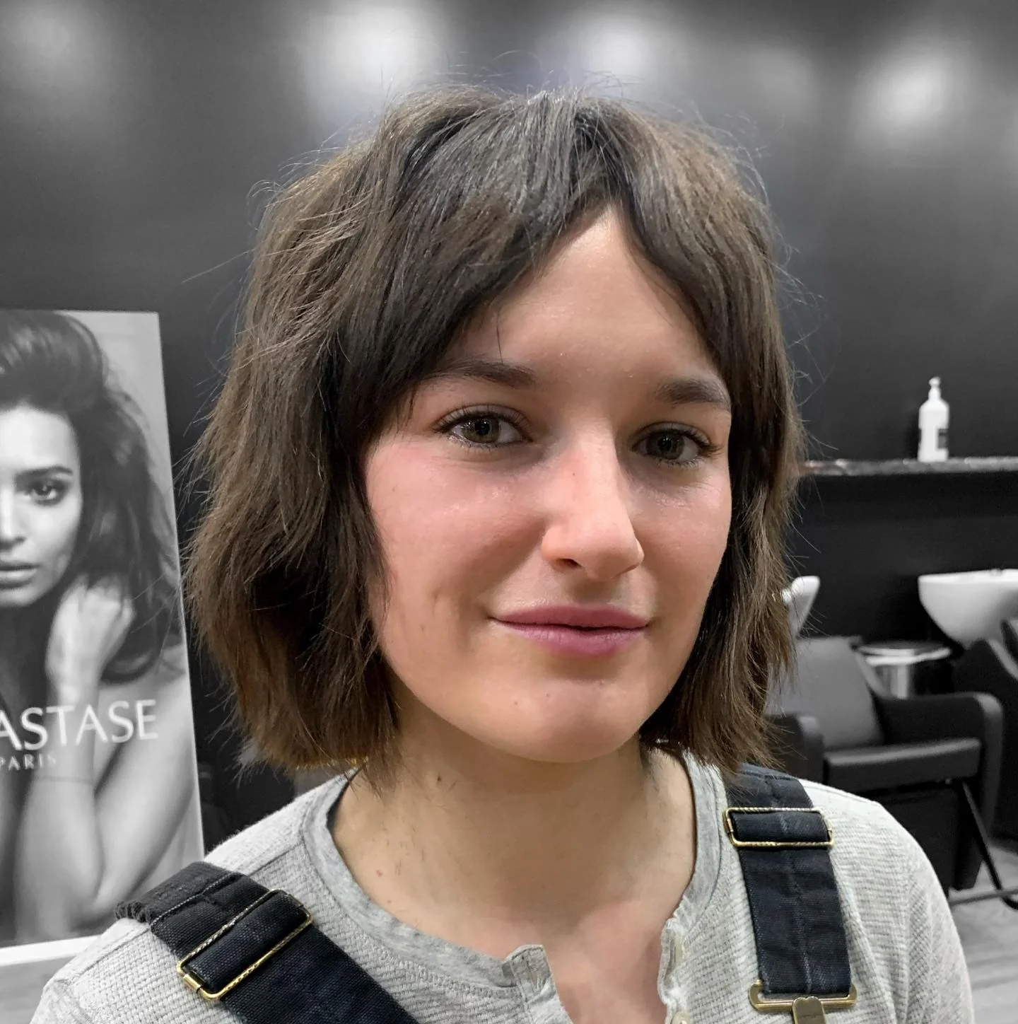 6. Kurzer Charcoal Shag Bob (Shaggy Bob Haarschnitte)