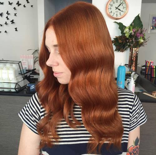 Kastanienbraune Haarfarbe