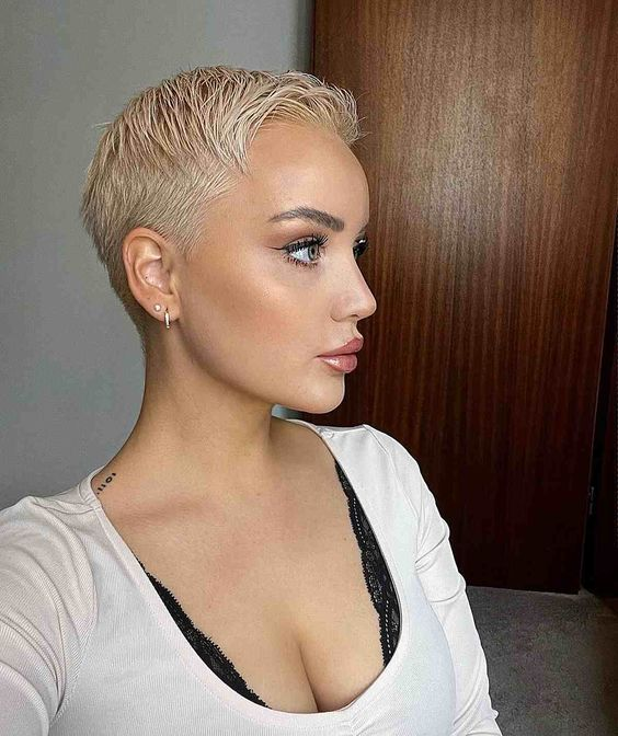 7. Schlanker und glatter Pixie