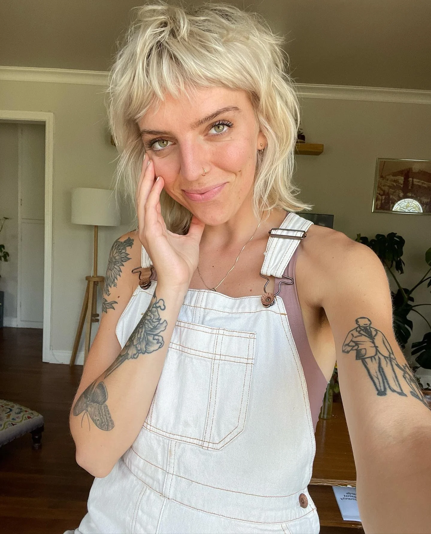 7. Platinum Layered Shag mit abgehackten Fransen (Shaggy Haircuts)