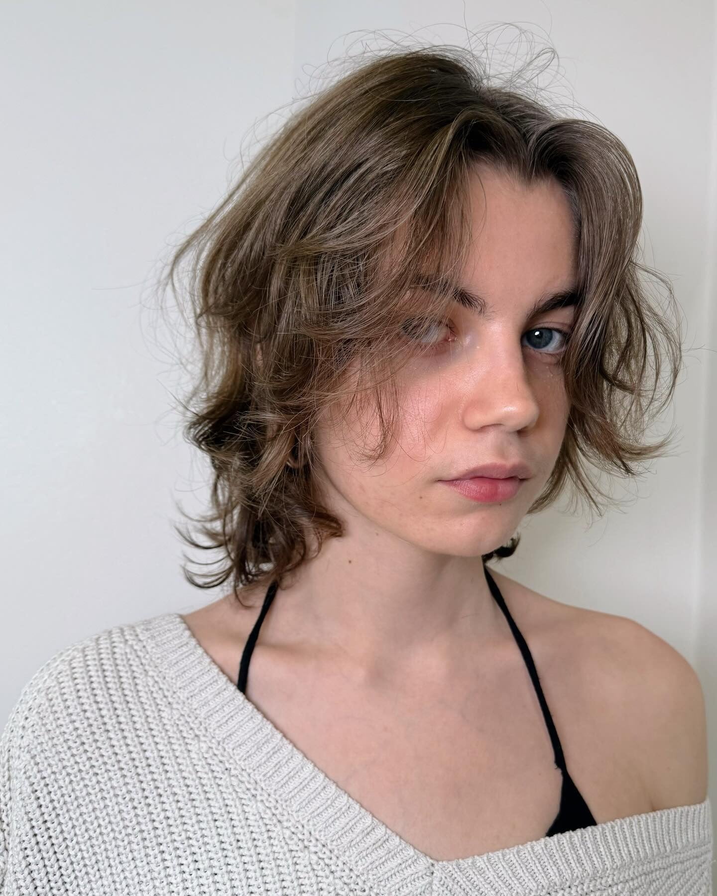 7. Tousled Ash Brown Wolf Cut (Wolfshaarschnitt)