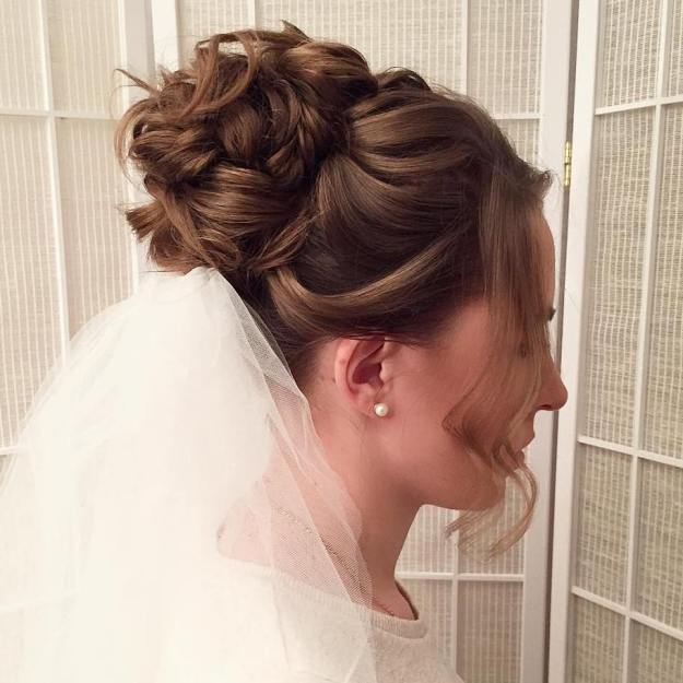 26 Hochzeitshaar Hochsteckfrisuren für elegante Bräute Hochzeits Hochsteckfrisur für kürzere Haare