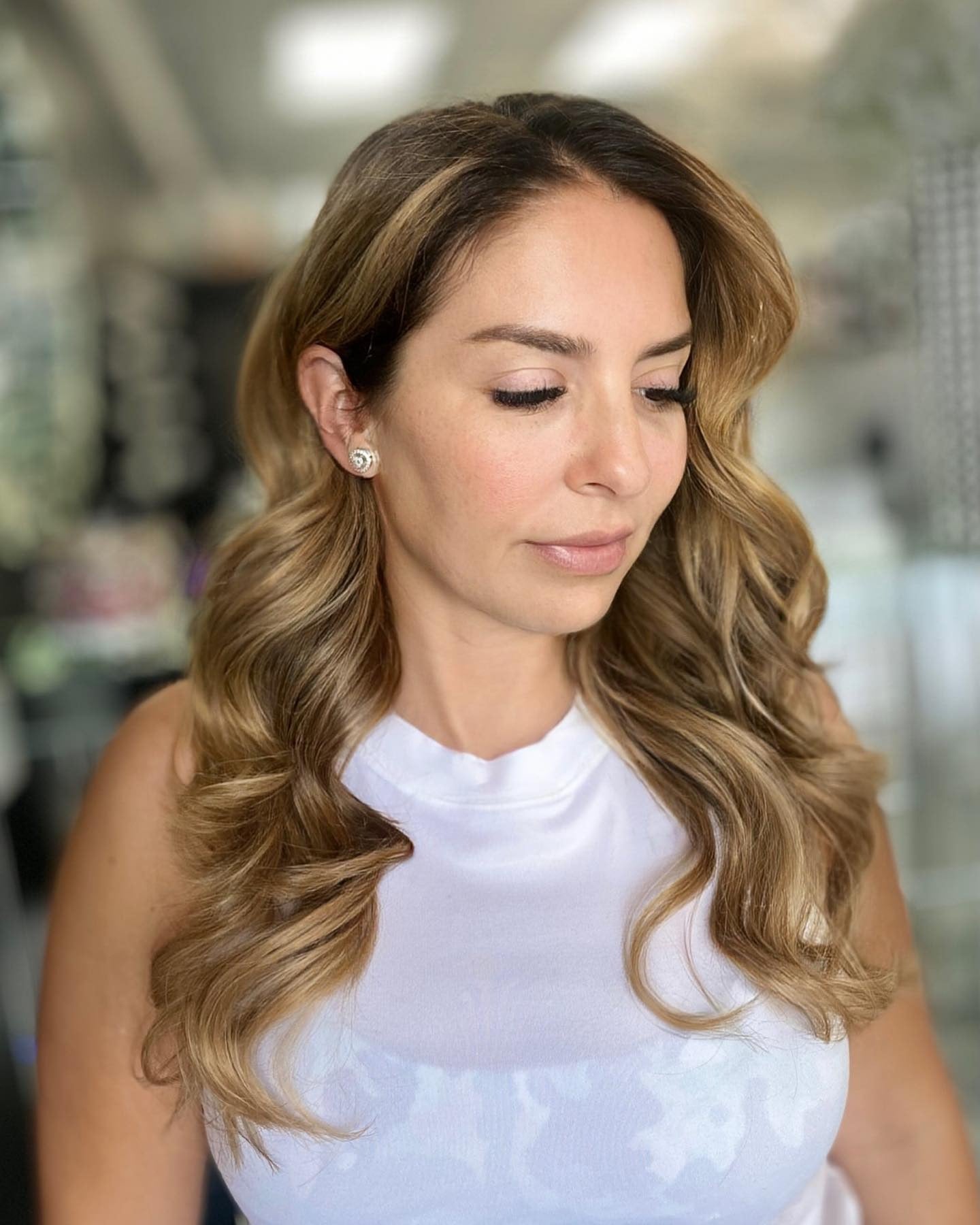 8. Karamellbalayage Glamwellen (Glamwellen Frisuren)