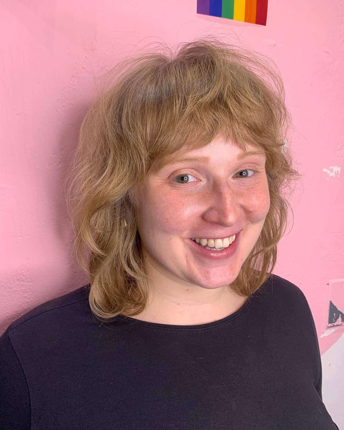 8. Golden Honey Shag Bob (Shaggy Bob-Frisuren)