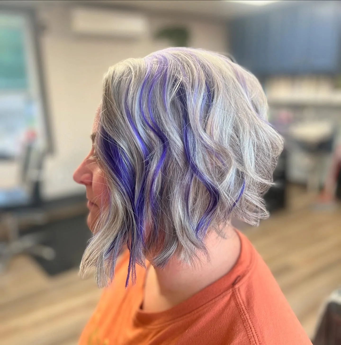 8. Abgestufter A-Linien-Bob mit dimensionalen blonden Schichten (A-Linien-Bob-Haarschnitt)