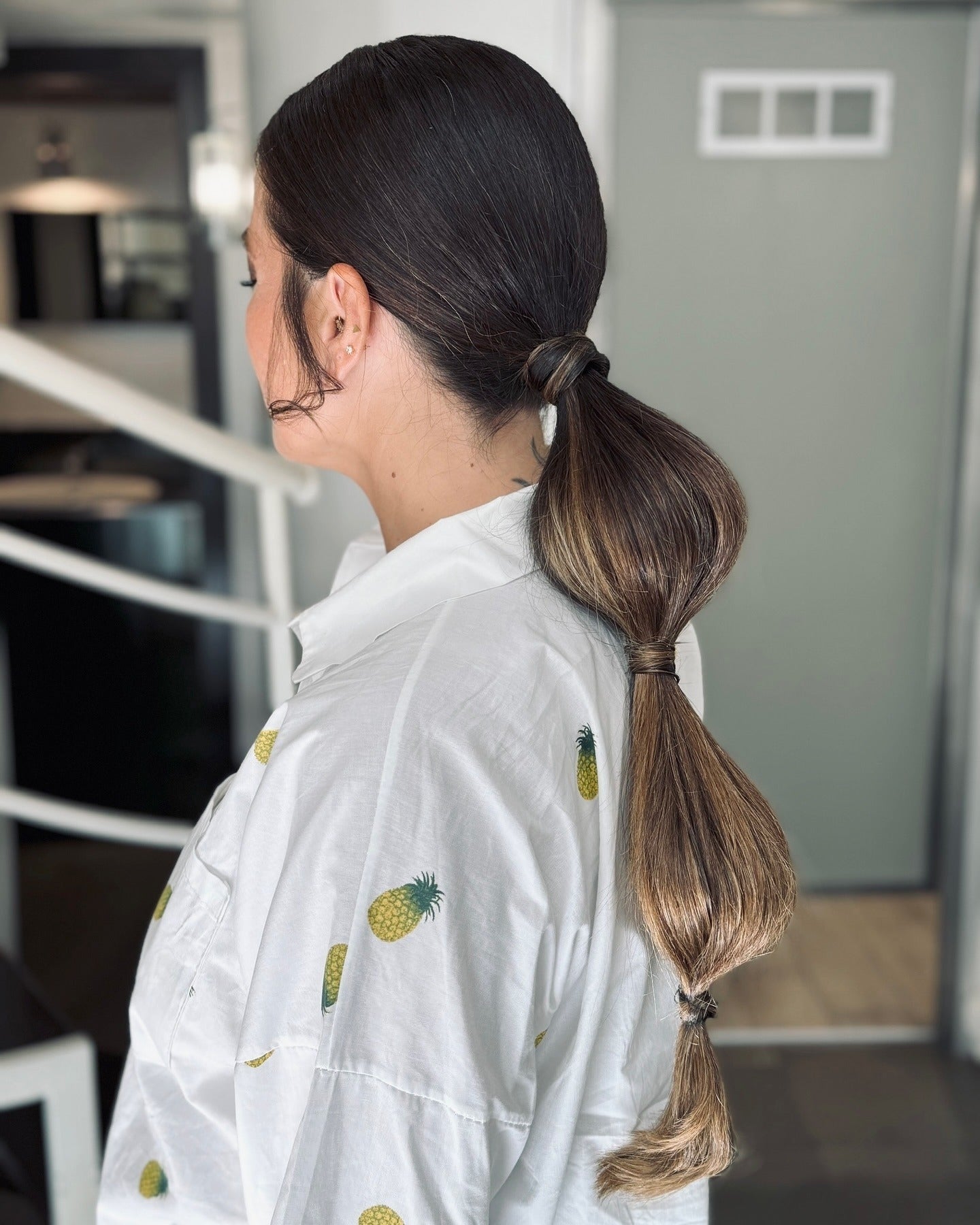 8. Polster Blasenponytail in tiefer Brünette (Bubble Ponytail)