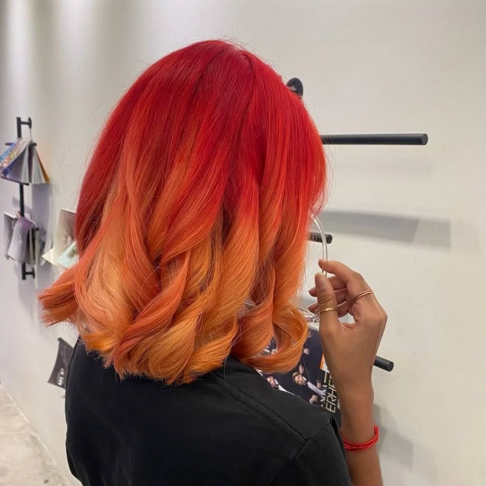 8. Sunset Ombre Bob (Haarfarbe für rote Orange)
