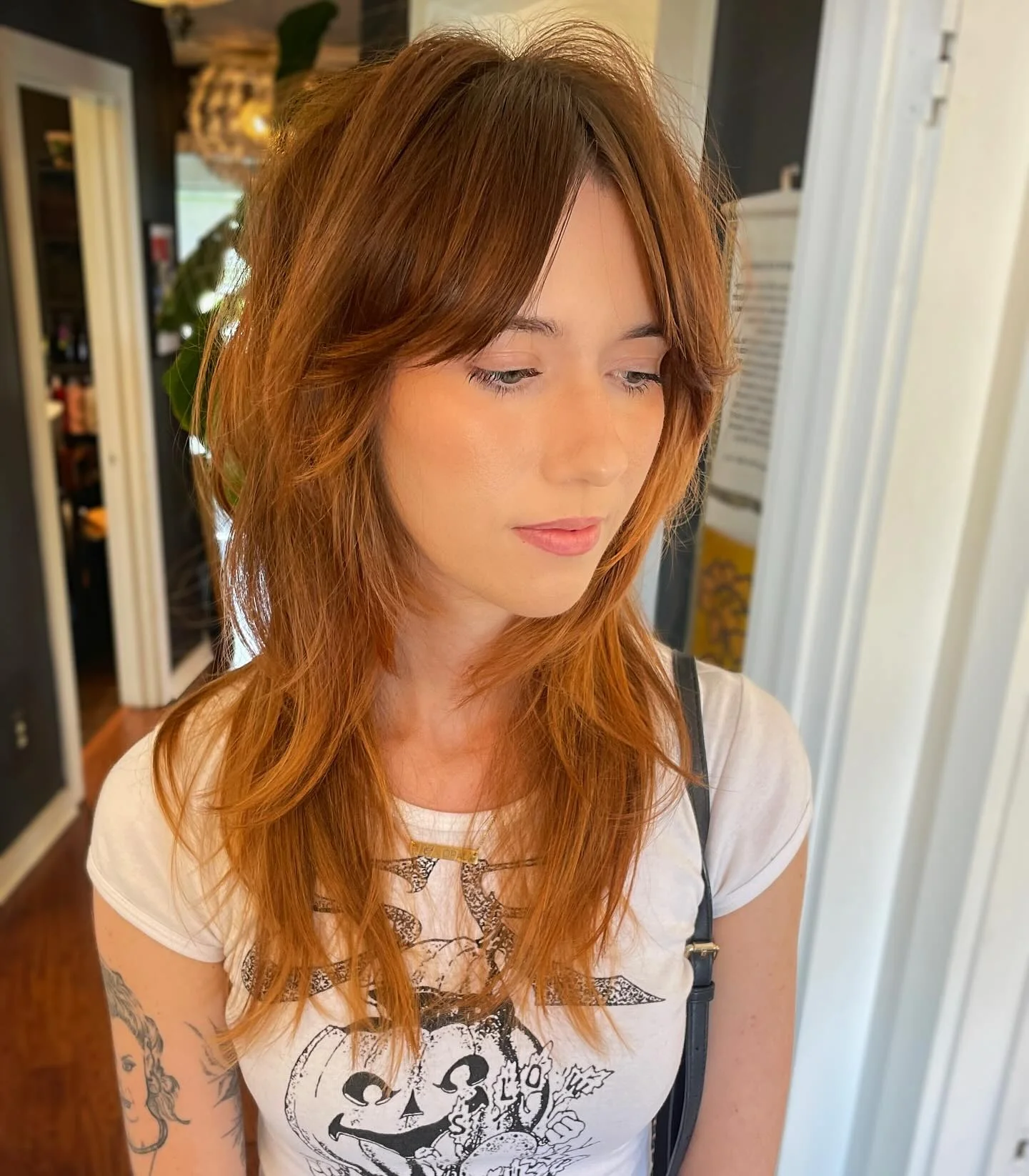 8. Strukturierte Kupferschichten mit stückigen Fransen (unordentlicher Fransenhaarschnitt für Frauen)