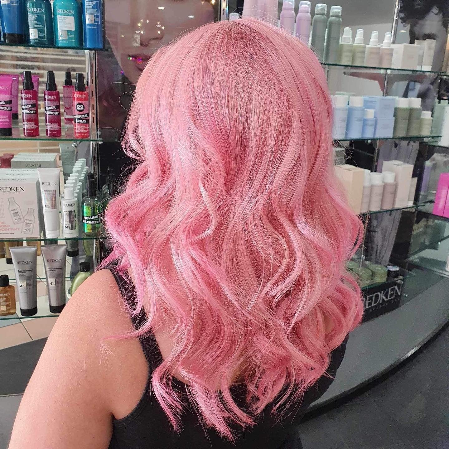 8. Vivid Cotton rosa Schichten (Pastellrosa Haarfarbe)