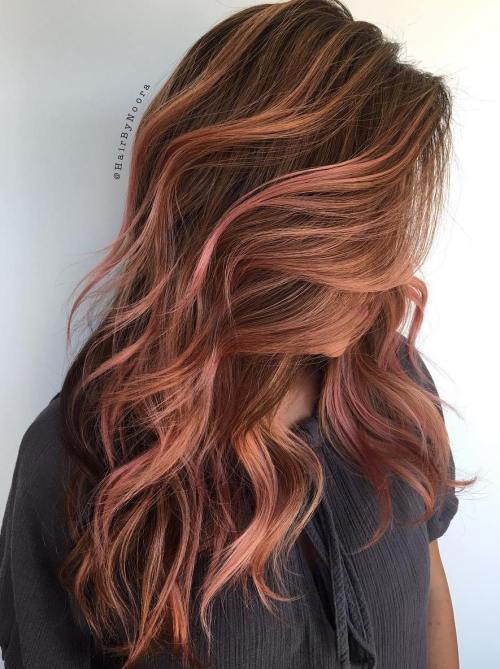 19 atemberaubende Beispiele für Roségold -Balayage Karamell und pastellrosa Balayage Haare
