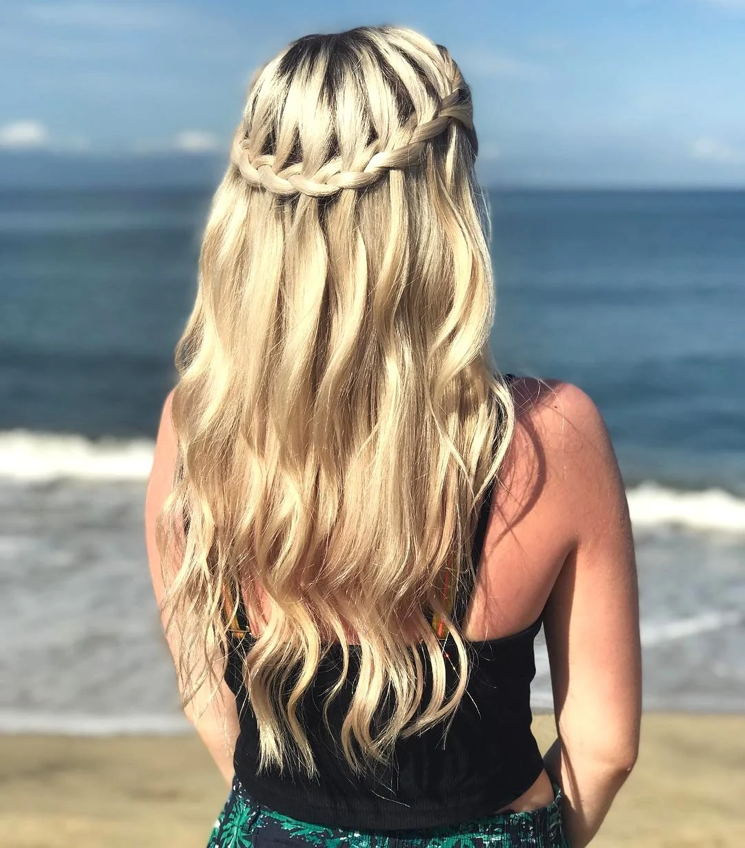 9. Beachside Champagne Braid (Wasserfall-Zopffrisuren)