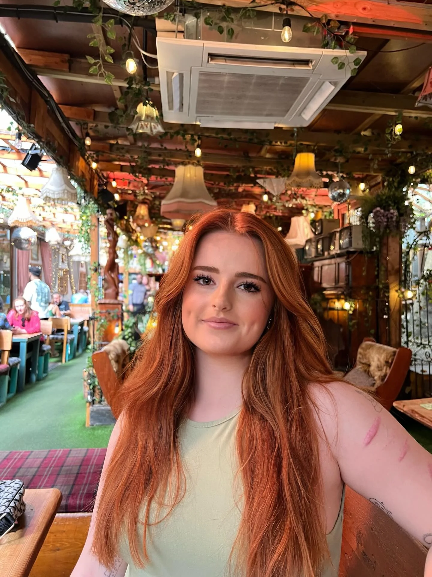 9. Lange Schichten in Kupfer-Ingwer mit nahtloser Mischung (Ingwer-Haarfarbe)