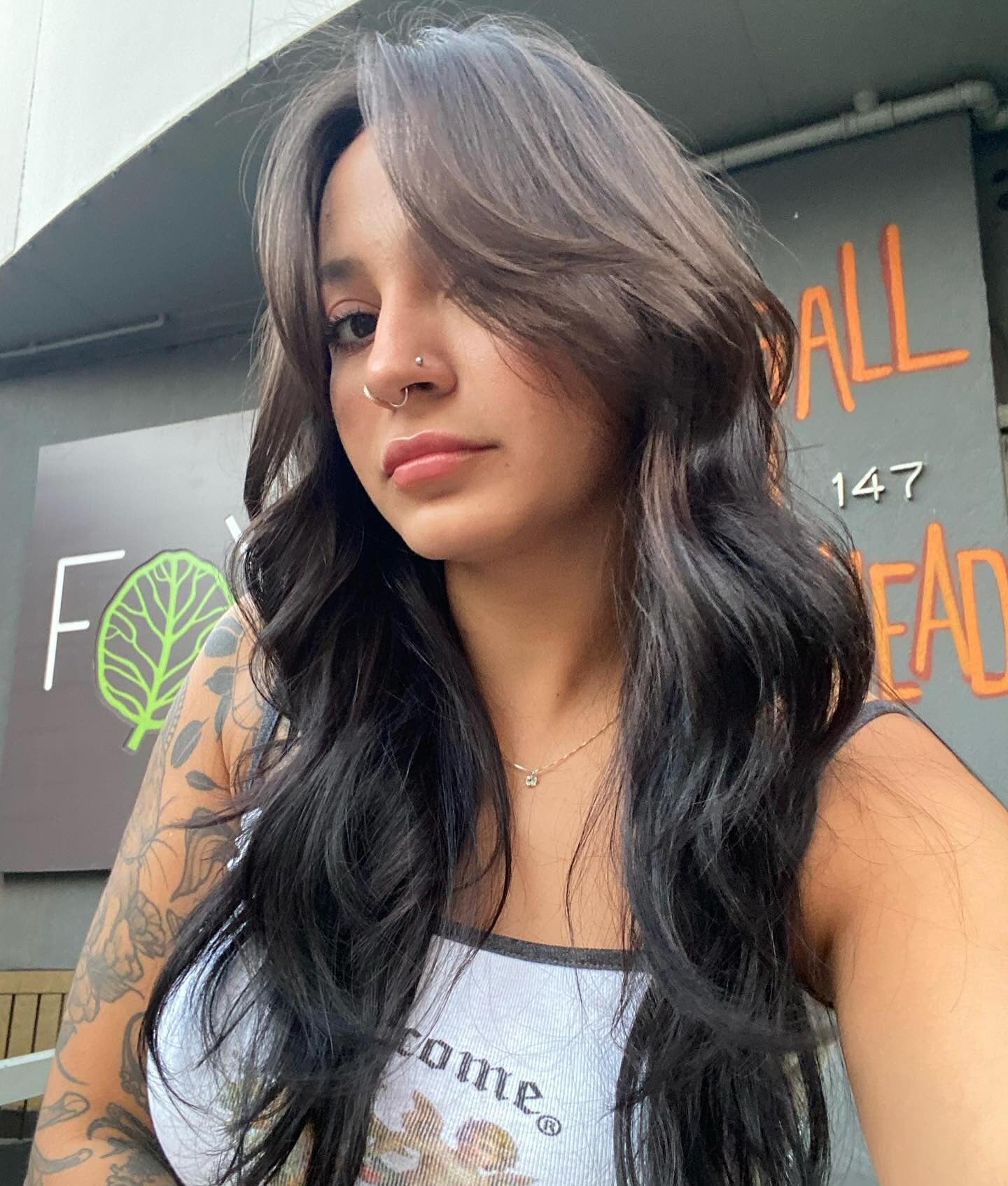 9. Tiefes Espresso -Schicht (zotteliger Haarschnitt)