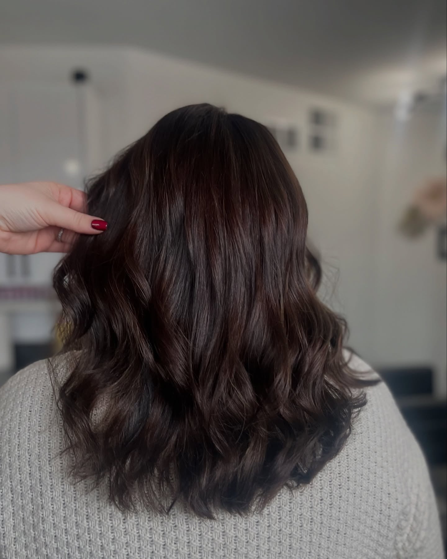 9. Dimensional Kastanienschulter geschnitten (braune Haarfarbe)