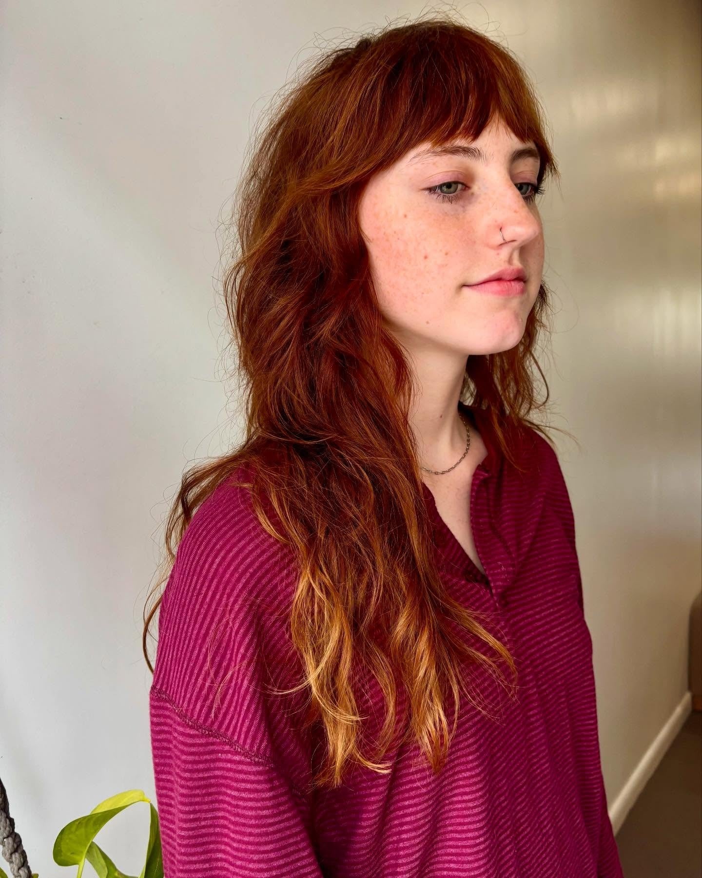 9. Rust Red Long Shag (Rasiermesserschnitt-Frisuren)