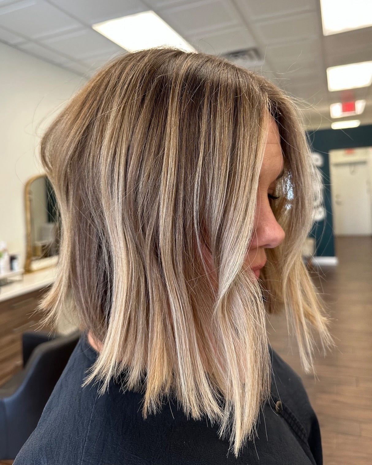 9. Scharf gestapelter Abgleed Bob (abgewinkelte Bob -Frisuren)